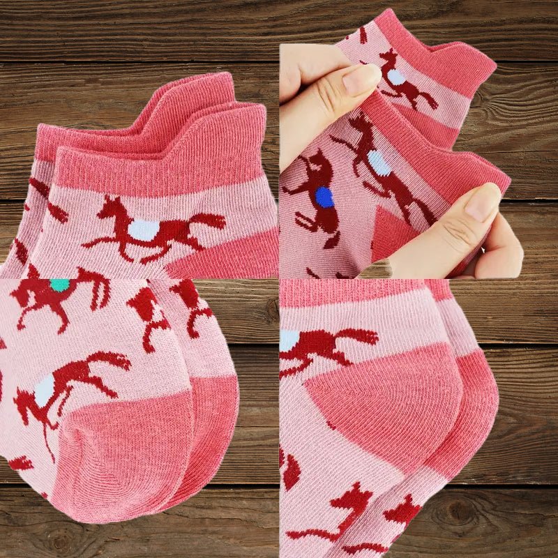 Adorable Horse-Themed Ankle Socks - 5 Pairs image 1