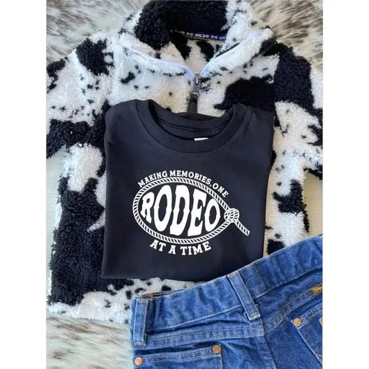 Making Memories One Rodeo at a Time T-Shirt image 0