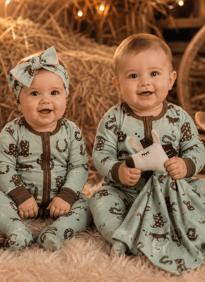 Giddyup Western Bamboo Baby Romper: Soft Cowboy Baby Sleepwear with Zipper for Little Wranglers