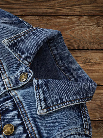 Collar and button detail on Little Wrangler Raw Hem Denim Jacket for kids