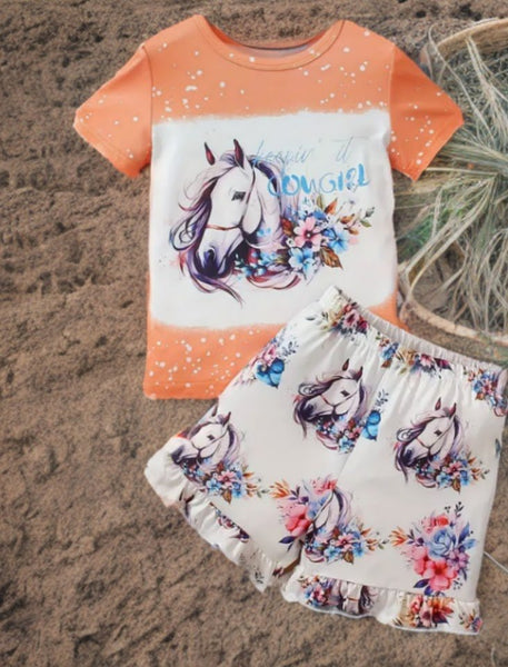 Adorable Cowgirl Summer Set: White Horse Print Girls' 2-Piece Shorts Outfit - Kids Western Fashion