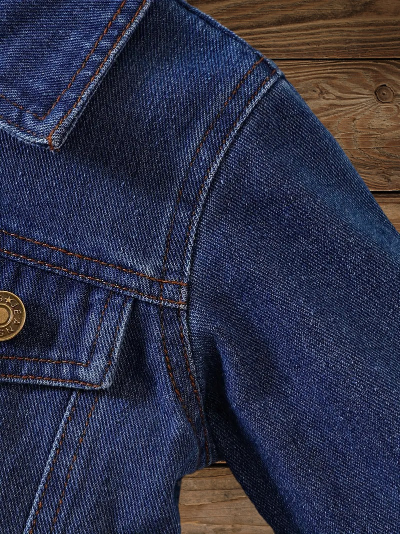Shoulder and sleeve stitching detail on Little Wrangler Raw Hem Denim Jacket for kids
