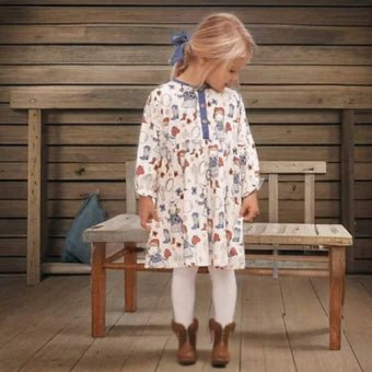 Girl in Annie Oakley western dress